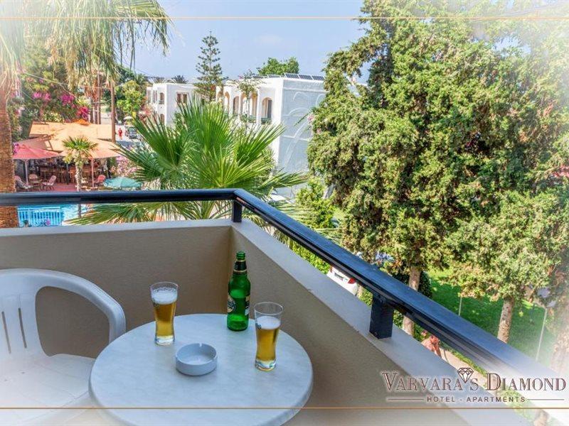 Varvaras Diamond Hotel Platanias Esterno foto