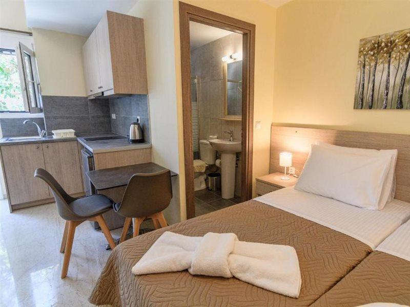 Varvaras Diamond Hotel Platanias Esterno foto