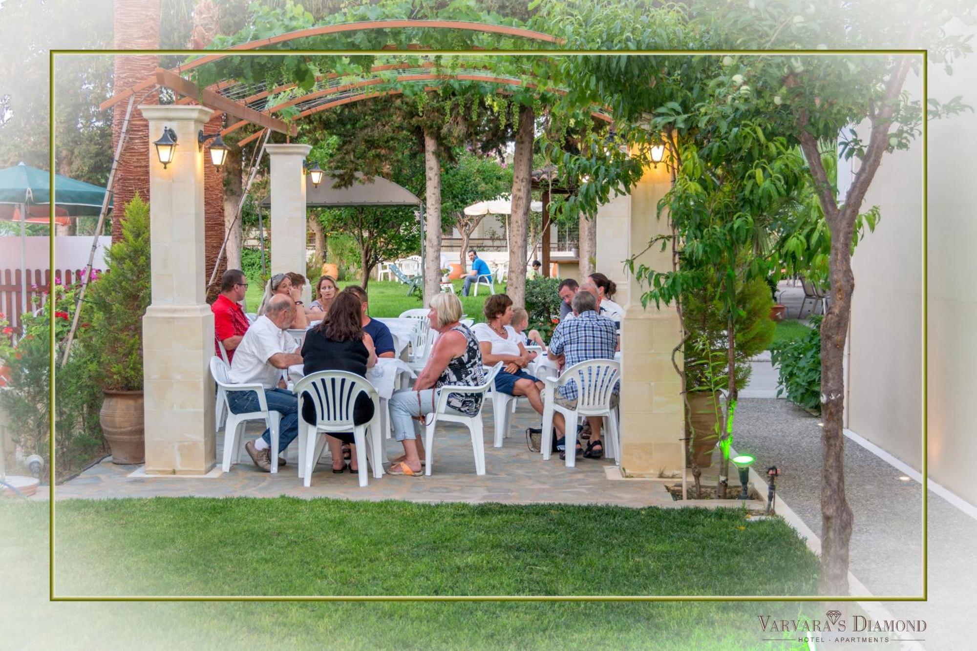 Varvaras Diamond Hotel Platanias Esterno foto