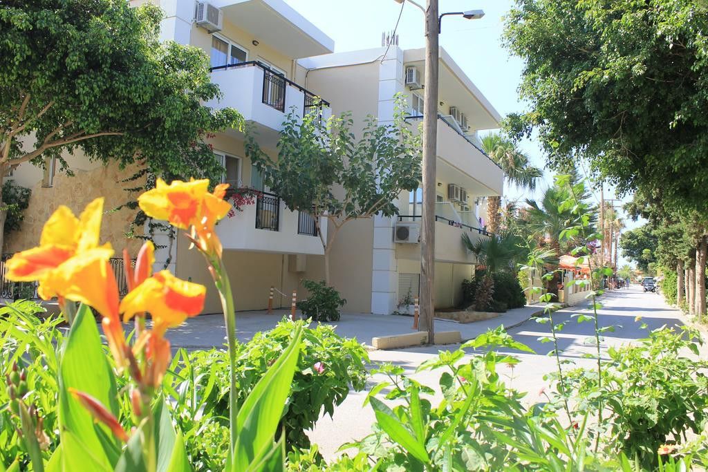 Varvaras Diamond Hotel Platanias Esterno foto